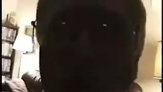 ناضجة في سولو مثلي الجنس الأسود ذكر