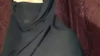 زوجة تنتاك اما زوجها