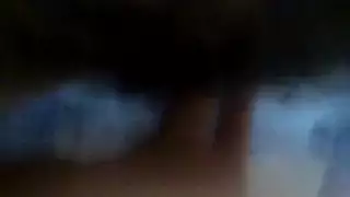 فتاة عارية تصل للذروة بتدليك ثدييها