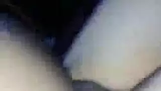 نيك امو هي نايمة