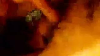 تمرين متعرق يؤدي إلى جماع صعب في صالة الألعاب