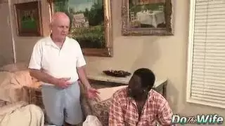 فاتن كس حوض السباحة