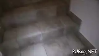 مصريه مراهقه بتعرض صدرها للكاميرا
