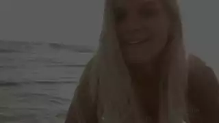 قضيب سوداني وحشي يمدد الثقوب الضيقة في أفلام إكس إكس إكس