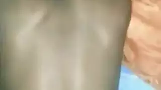 محتوى هندي للكبار يعمل ساخنًا وثقيلًا