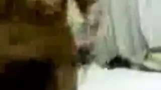 مصري على سرير فقط