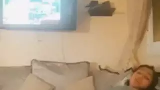 الاستمناء على فيديو الكاميرا