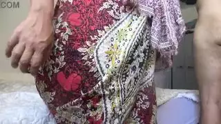 تتيح جبهة مورو للهواة البالغة من العمر عامًا أن يمارس الجنس معها بدون واقي
