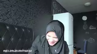 امرأة من سوريا لم ترغب في المص