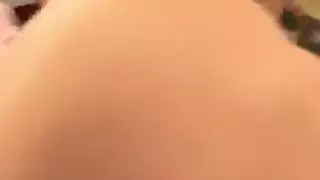 رولا بعد أن كانت قدميها ممسة من عبدها كلب