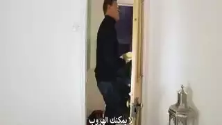 سكس مترجم جوردي متخفي لصديقتة داخل الصندوق
