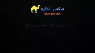 مستغربة و مندهشة و هي بتتبعبص و مش عارفة تعمل اية - سكس محجبات