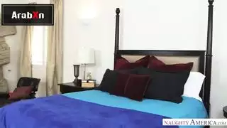 ريان كونر وإغراء الزب - افلام سكس مترجم