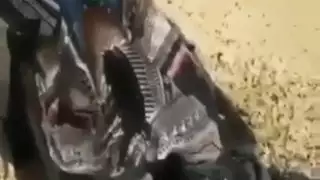 التبول على زوجة محجبة خائنة